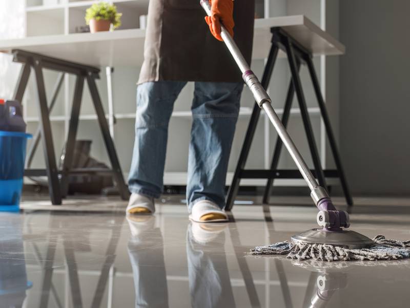Why Should I Hire Professional Commercial Cleaners?